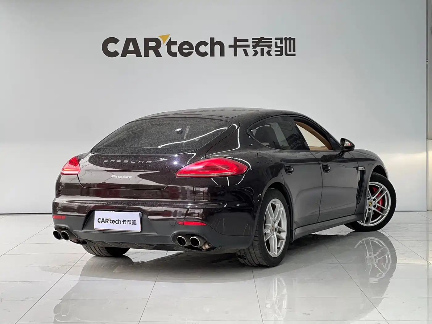 Porsche Panamera 2014 Panamera 3.0T фото 5