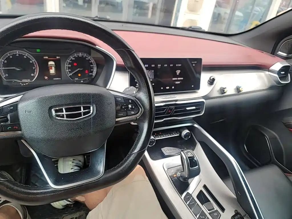 Geely Coolray 2020 2019 260T DCT Knight China VI
