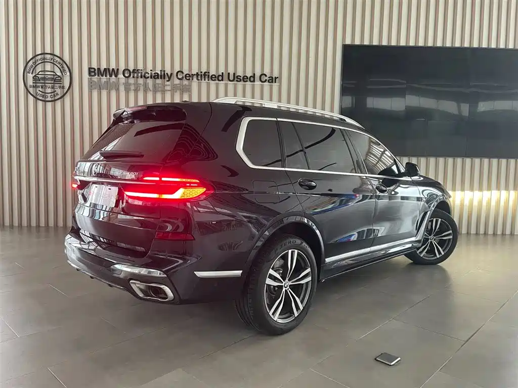 Фото 4 - BMW X7