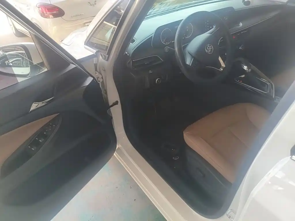 Buick GL6 2023 2021 323T Mild Hybrid Connected Luxury