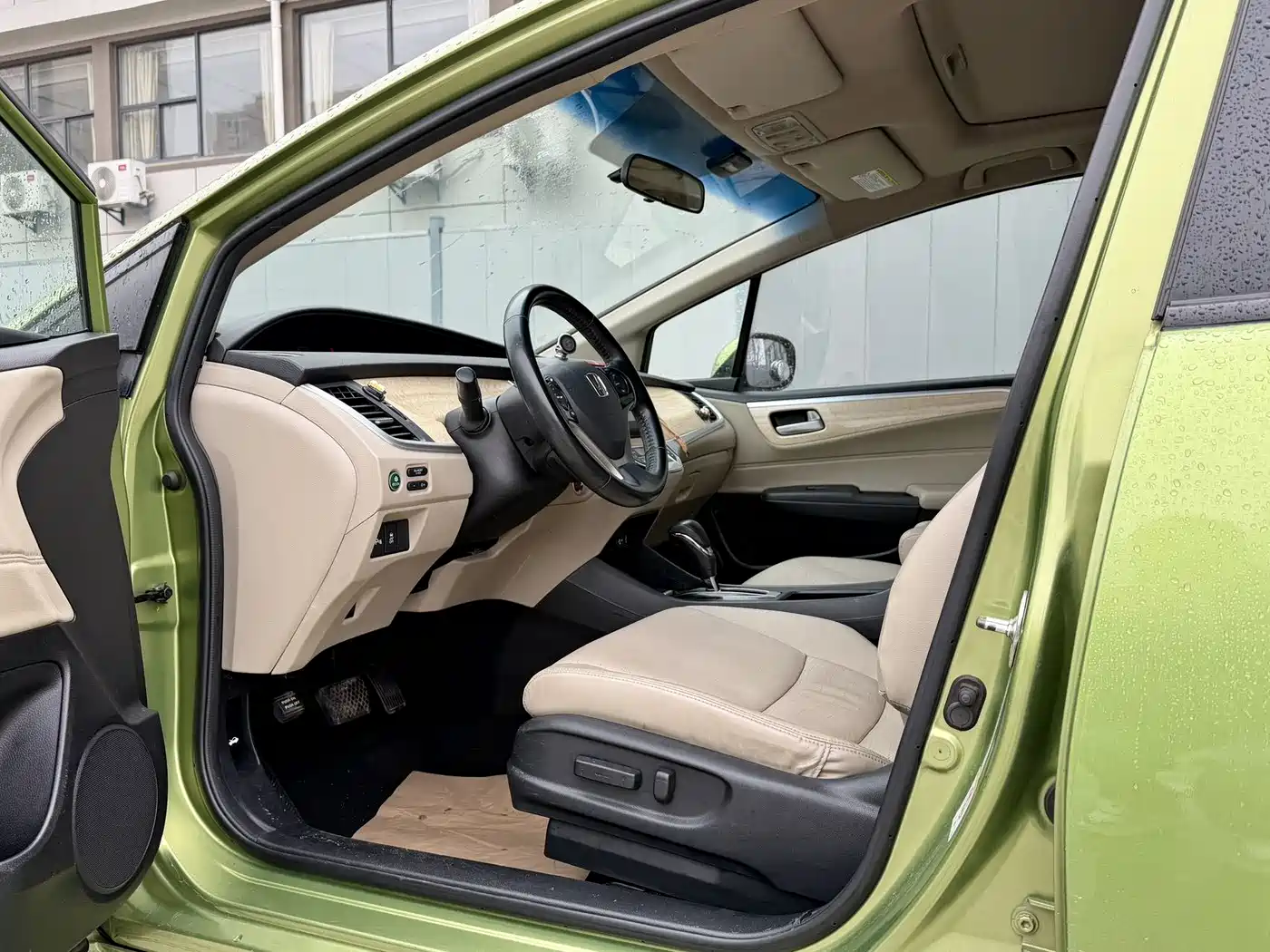 Фото 10 - Honda Jade