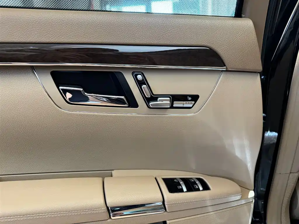 Mercedes-Benz S-Class 2012 S 300 L Premium Grand Edition фото 13