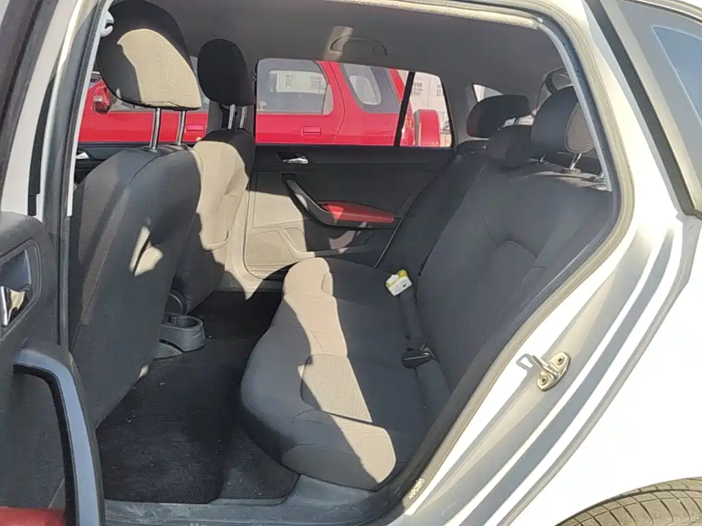 Škoda Skoda Rapid Spaceback 2018 2018 1.6L Automatic Standard