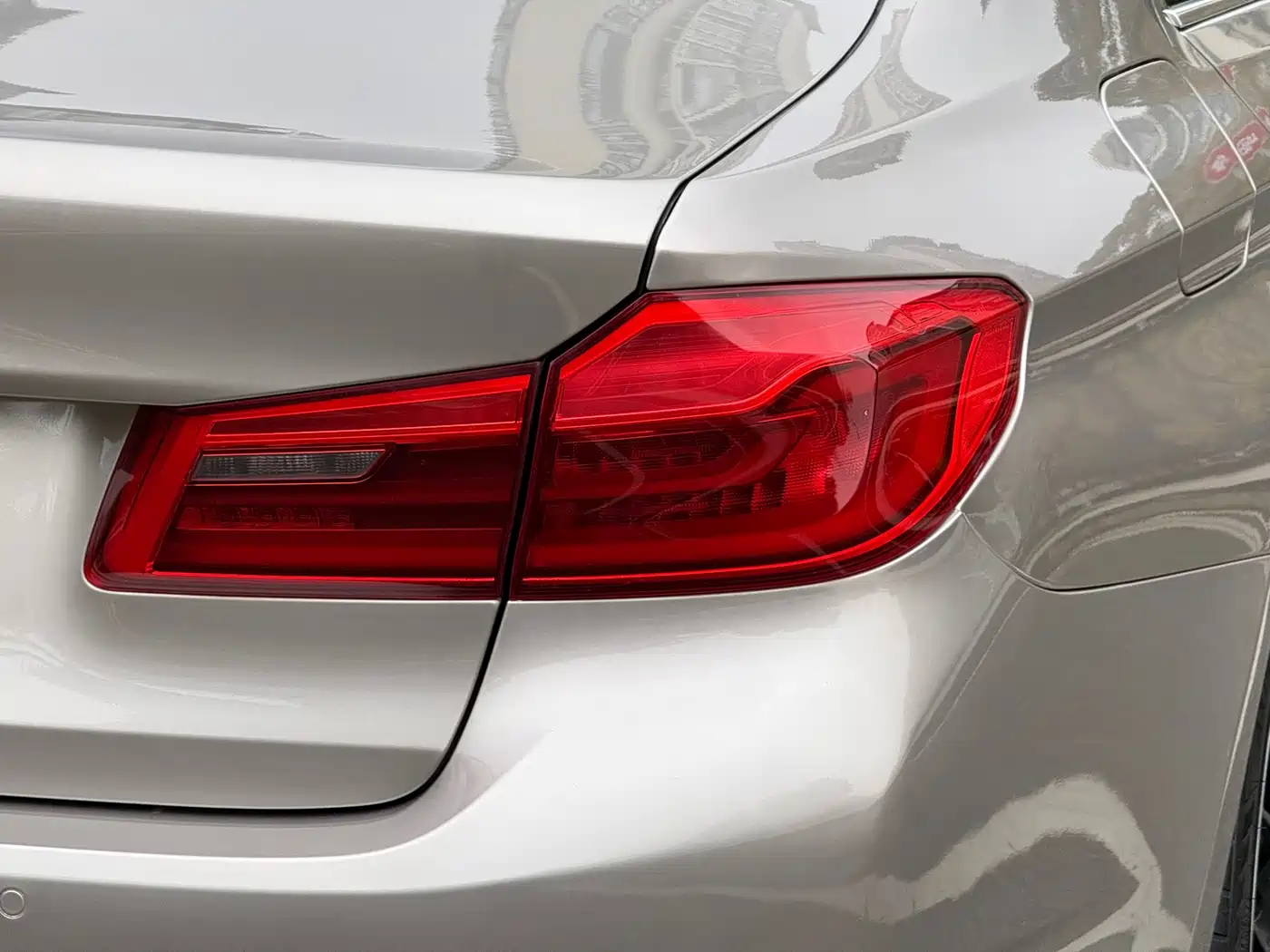 BMW 5 Series 2018 528Li Launch Special Edition фото 9