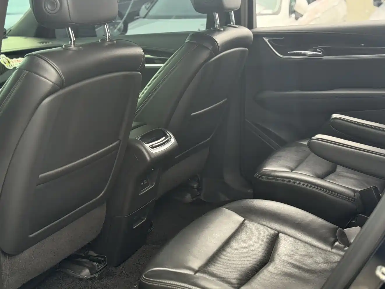 Cadillac XT6 2020 28T 6-Seater 4WD Luxury Model фото 5