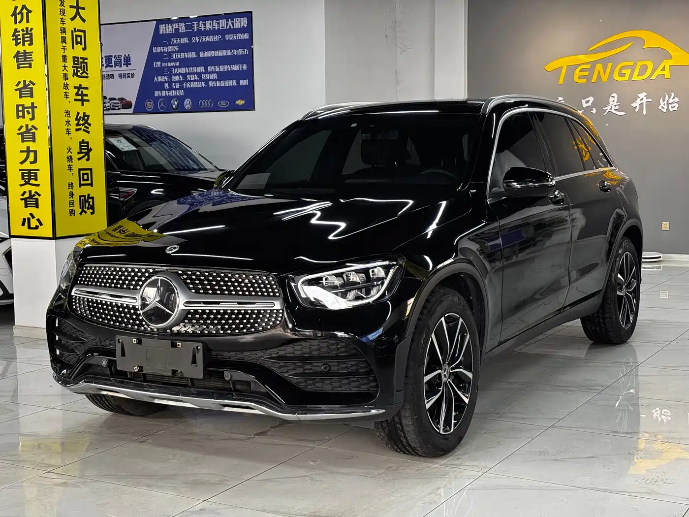 MERCEDES-BENZ GLC