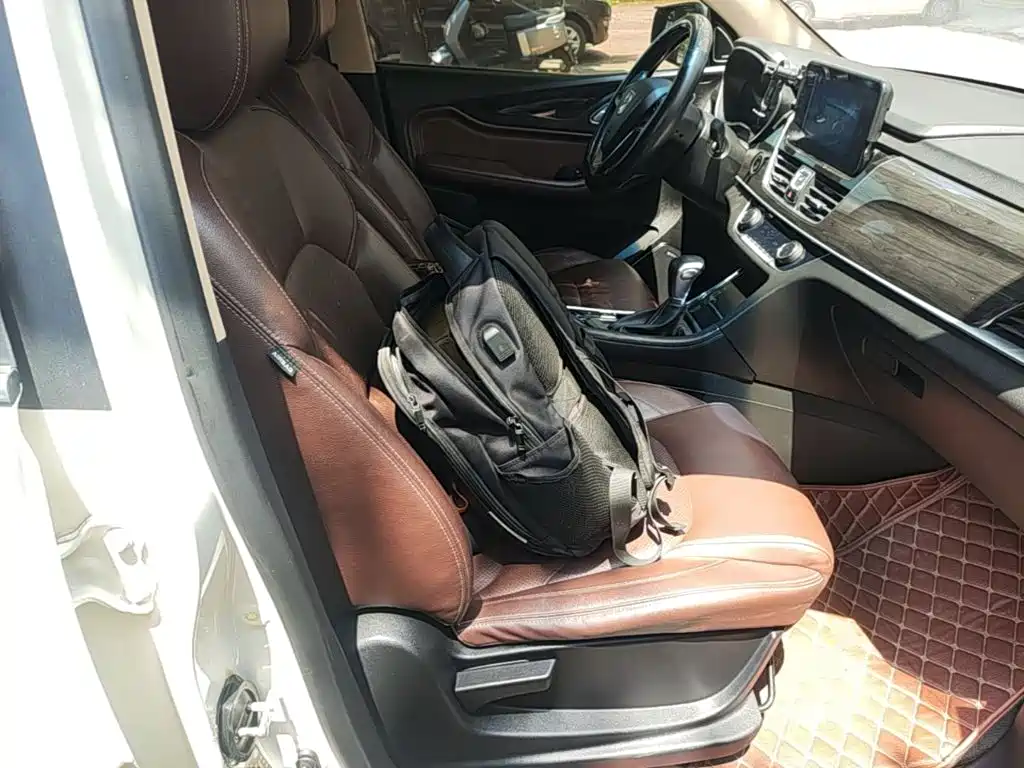 Baojun 560 2017 2017 1.5T DCT Premium Model
