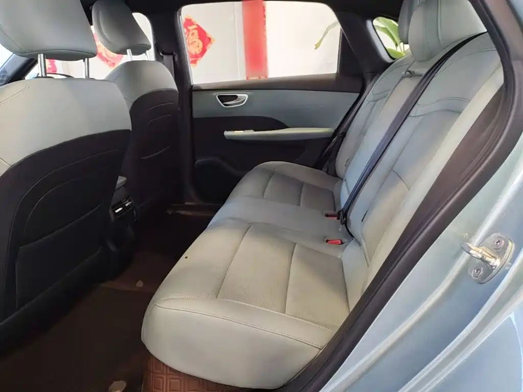 Photo 17 - Roewe D6