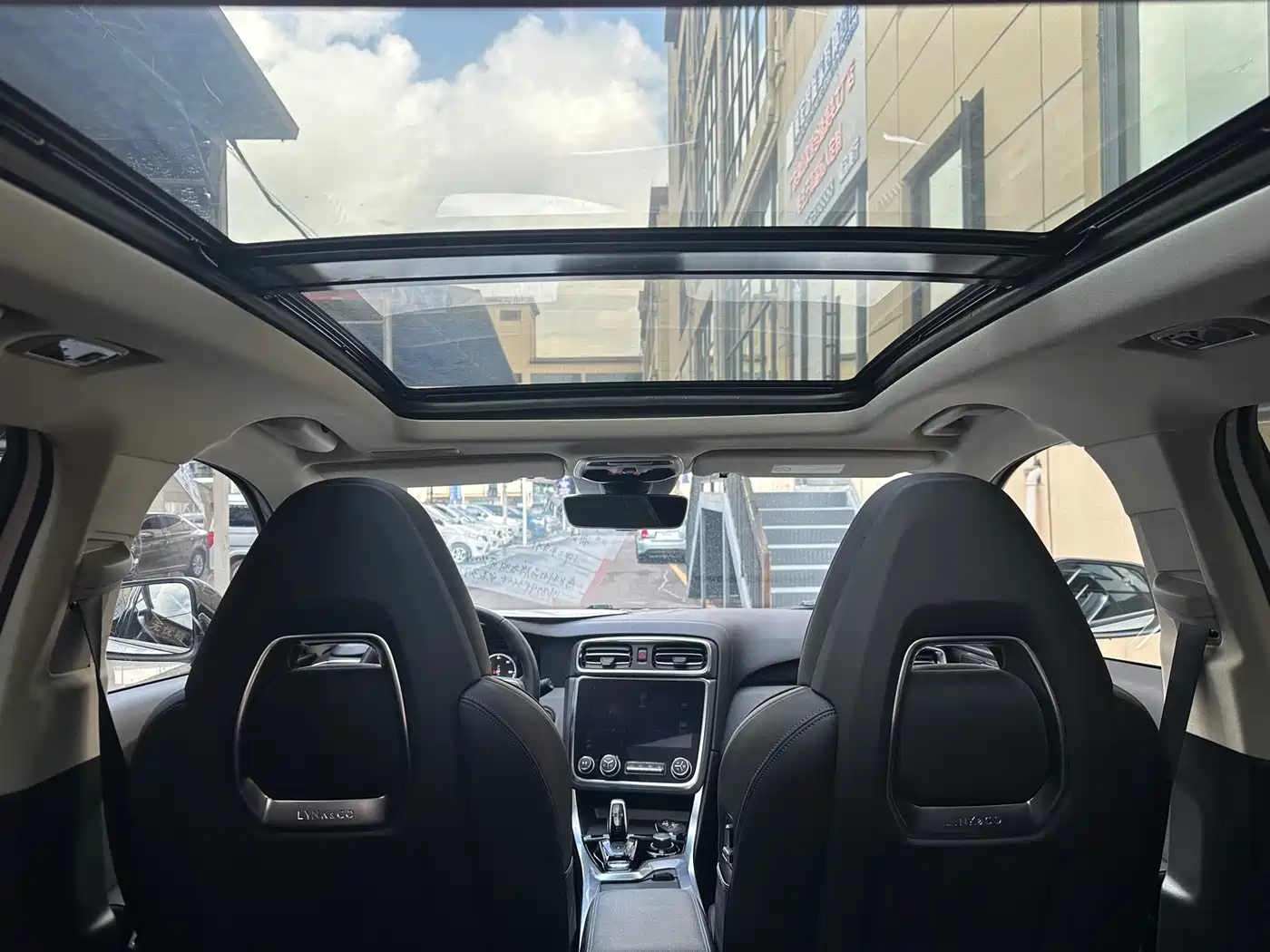 Lynk & Co 01 EM-P 2019 2018 1.5T PHEV Jin Pro China V