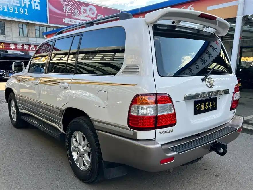 Toyota Land Cruiser (Import) фото 6