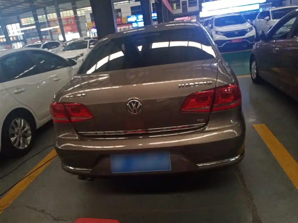 Volkswagen Magotan 2015 1.8TSI Luxury фото 6