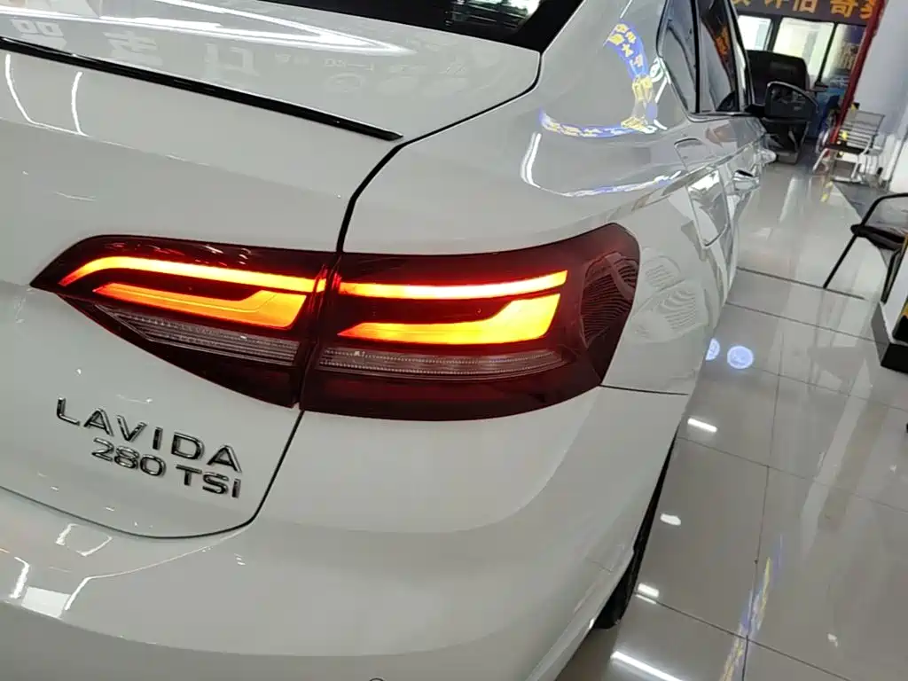 Volkswagen Lavida, миниатюра 8