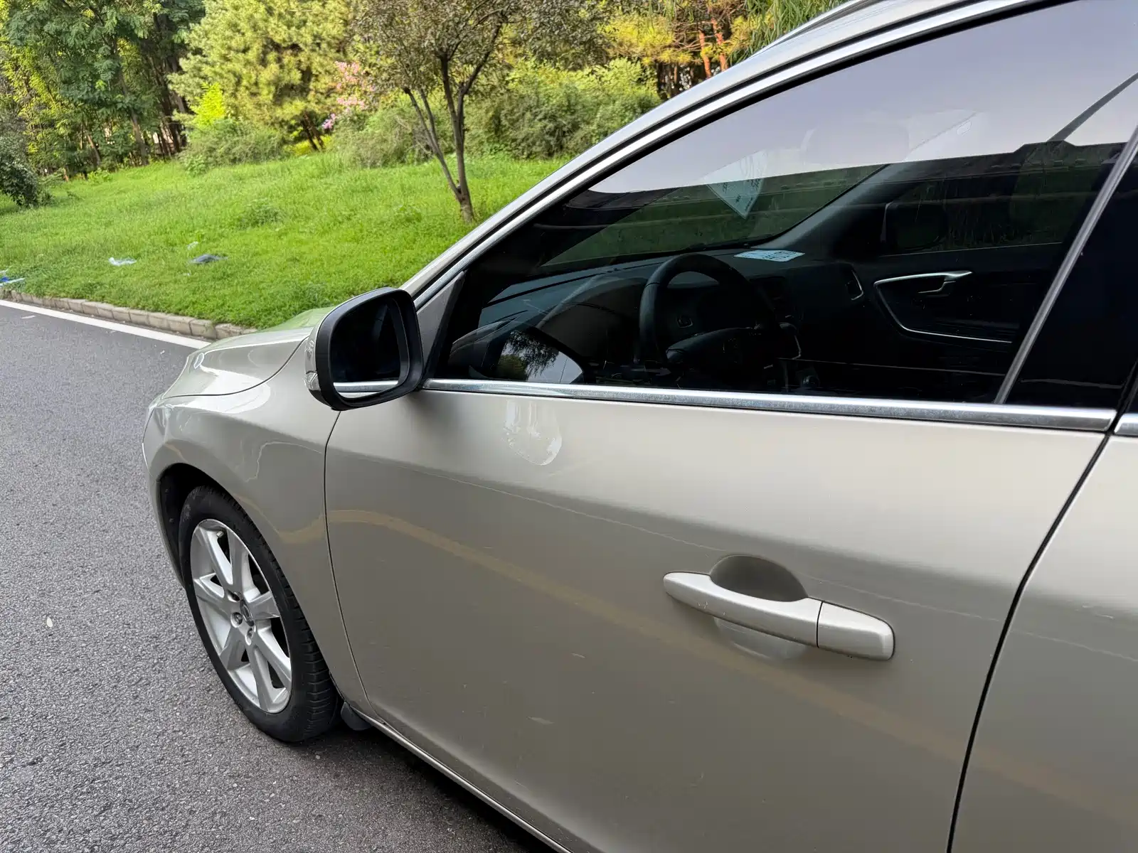 Фото 13 - Volvo V60