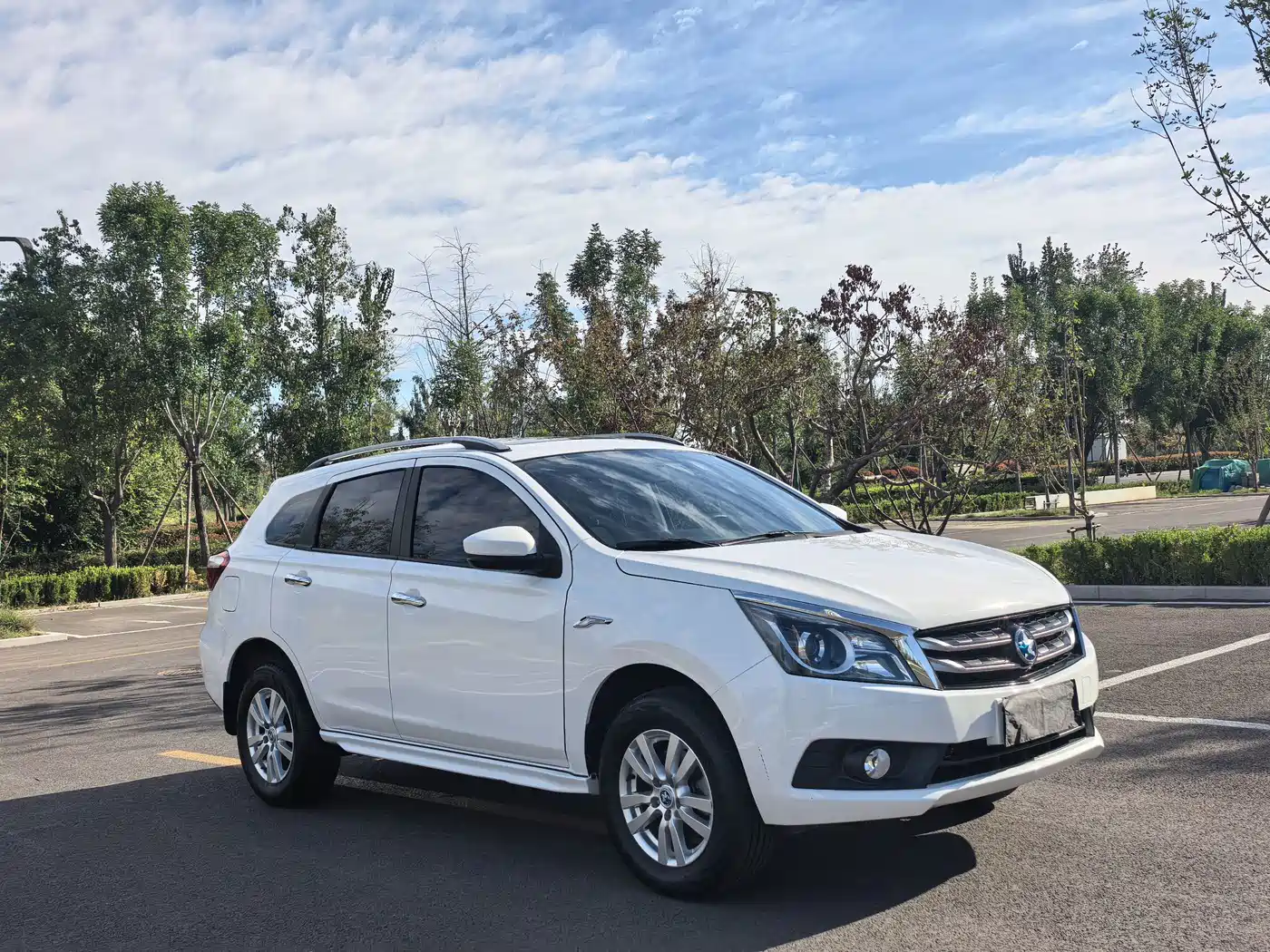 Venucia T70 2016 2016 2.0L CVT Rui Qu Edition