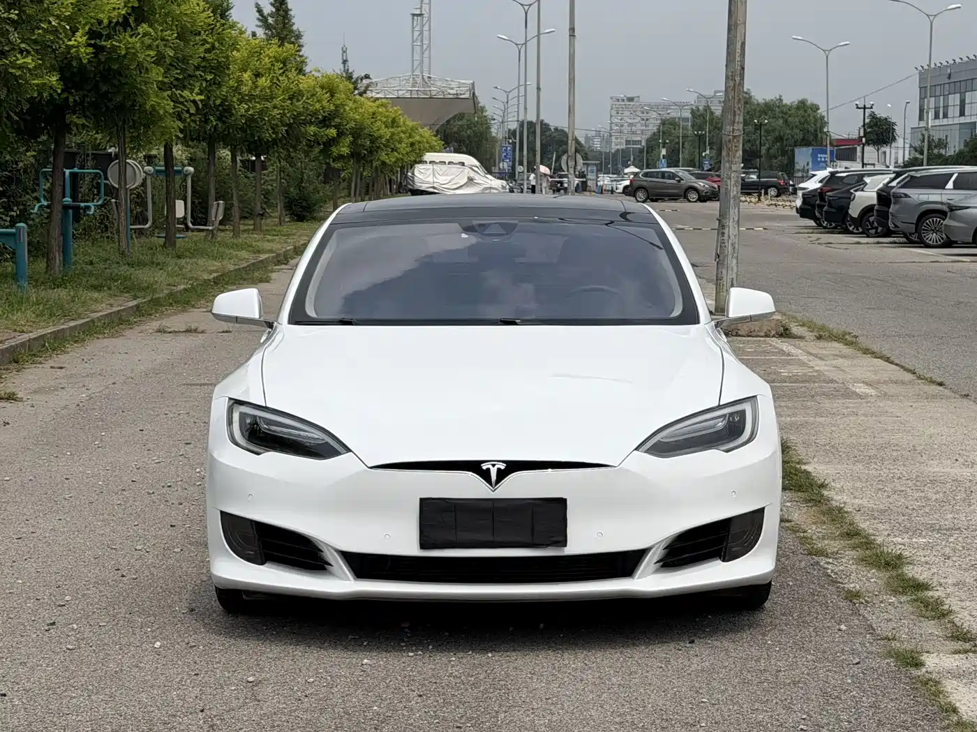 Photo 2 - Tesla Model S