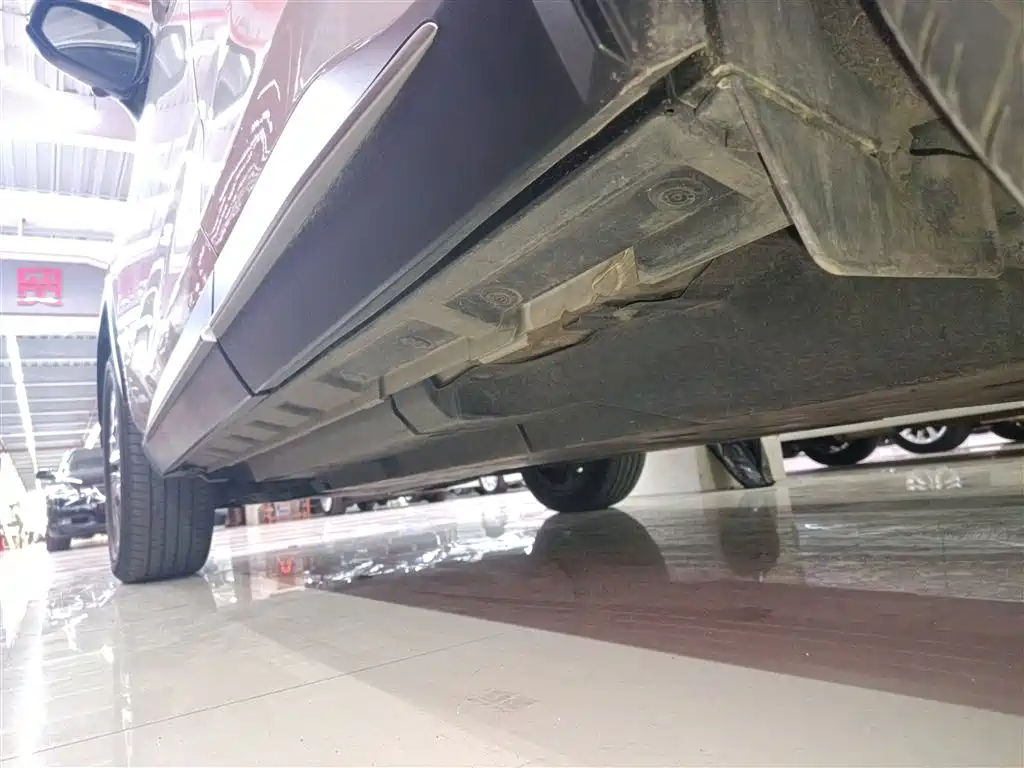 Toyota Wildlander 2021 2.0L CVT 2WD Luxury Edition фото 21