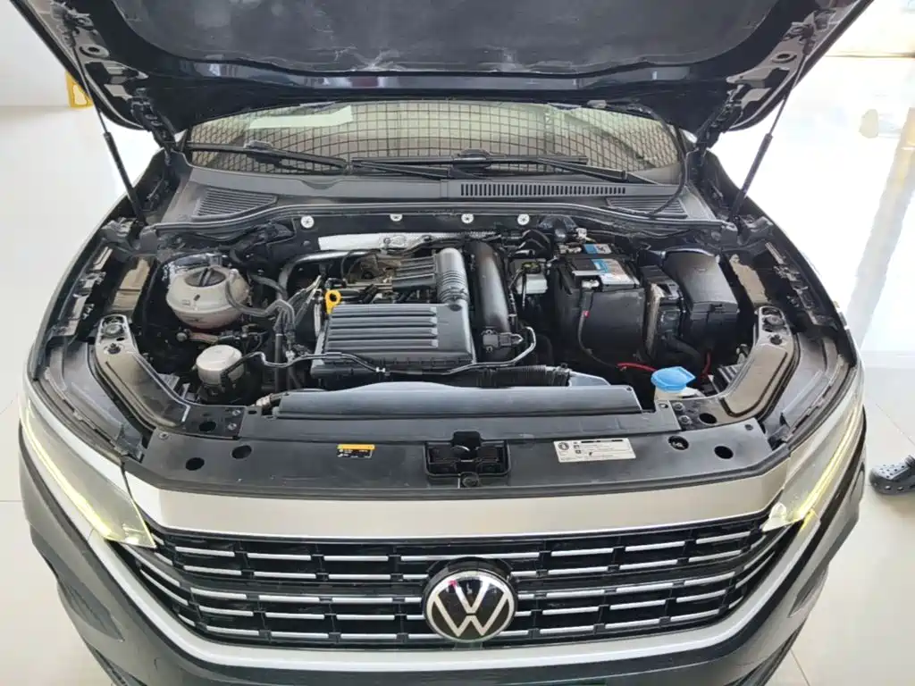 صورة 20 - Volkswagen Passat