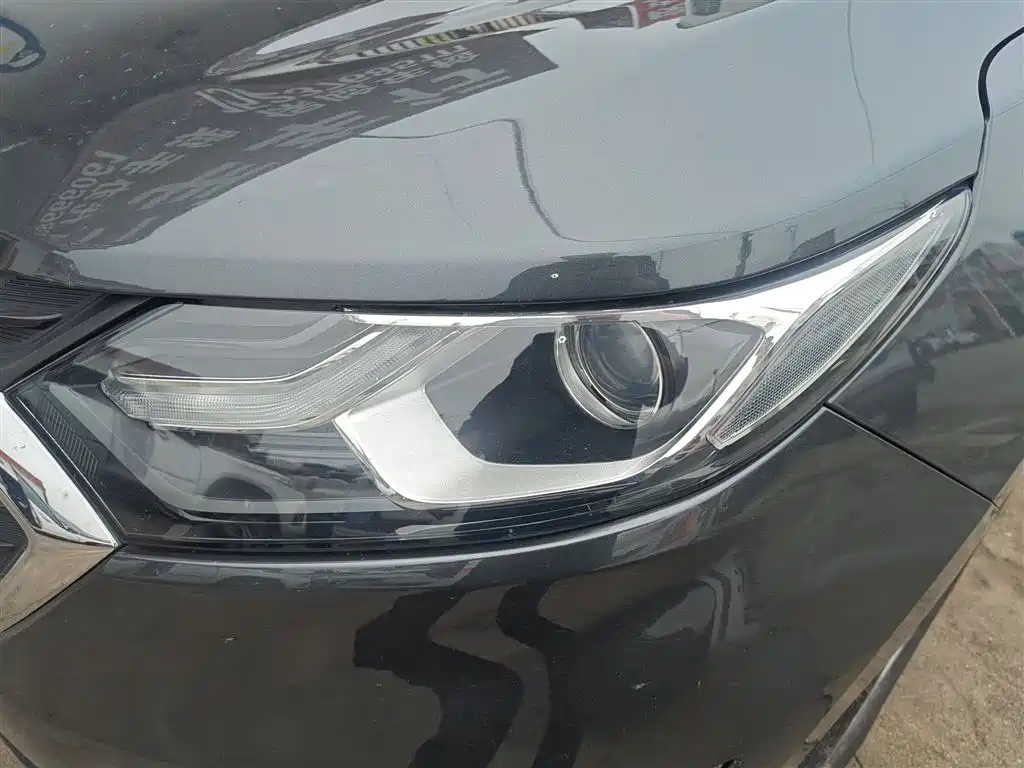 Chevrolet Equinox 2018 535T Automatic Frontier Edition фото 24