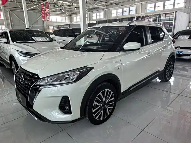 Nissan Kicks 2022 1.5L CVT XV Luxury Edition — фото 3