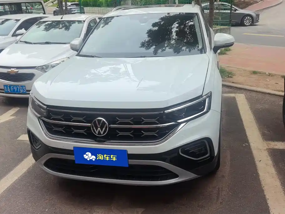 Volkswagen Tayron 2024 300TSI 2WD Luxury Plus Advanced фото 2