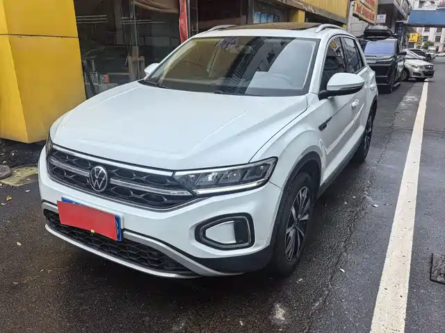 VOLKSWAGEN T ROC EXPLORING SONGS