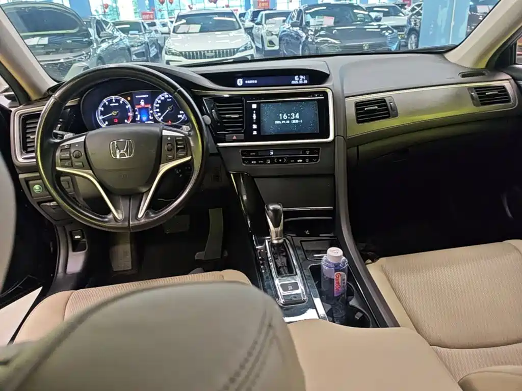 Honda Spirior 2017 2015 2.0L Luxury Edition
