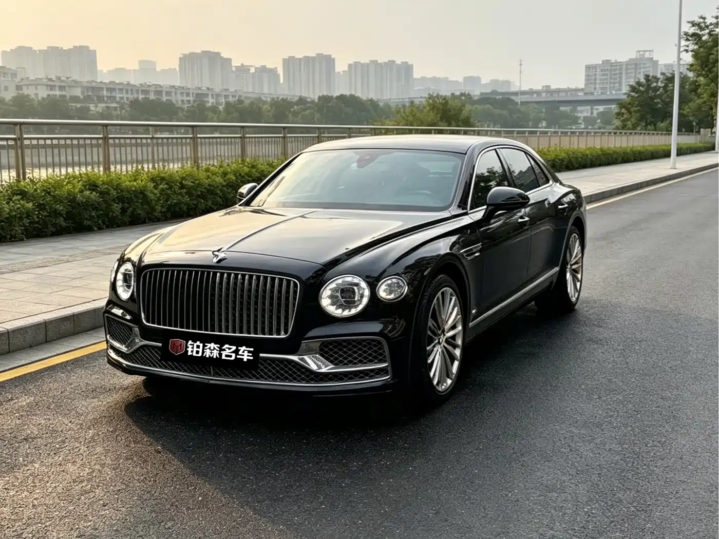 Bentley Flying Spur 2021 4.0T V8 Standard Version