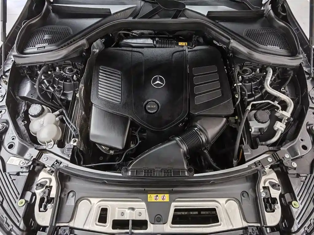 Mercedes-Benz GLC 2023 GLC 260 L 4MATIC Dynamic 7-Seater фото 6