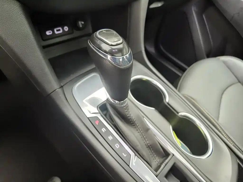 Chevrolet Equinox 2019 535T Auto Control Edition China V фото 13