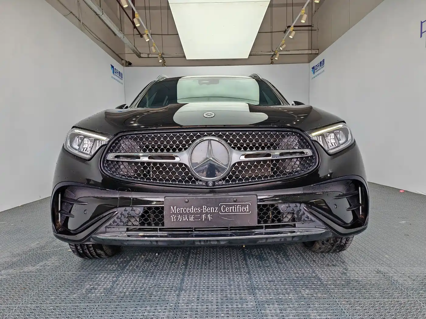 Фото 2 - Mercedes-Benz GLC