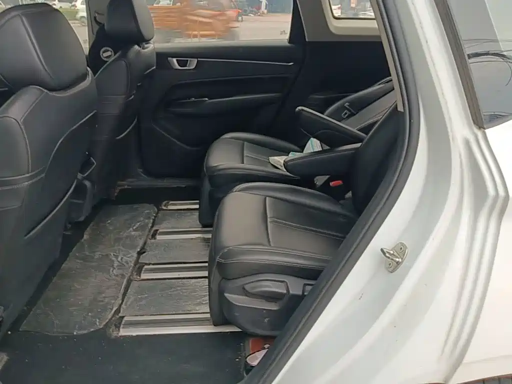 Wuling Motors Wuling Victory 2021 2020 1.5T CVT Flagship