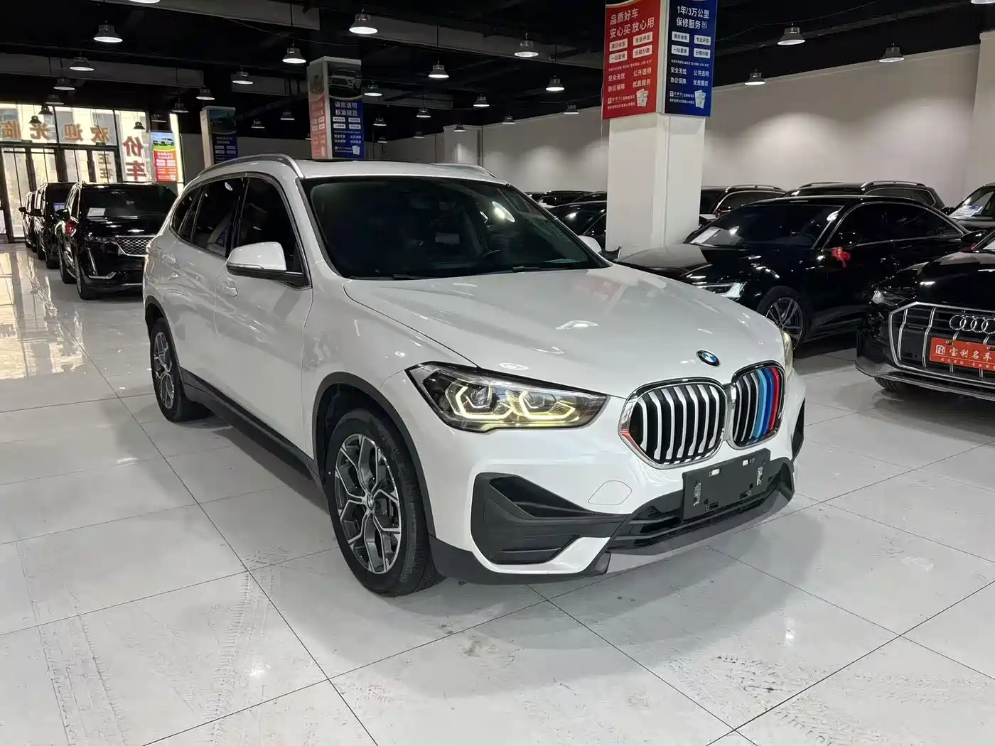 BMW X1 2021 sDrive25Li Leading фото 3