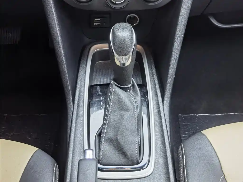 Chevrolet Monza 2020 320 Auto Comfort Edition фото 13