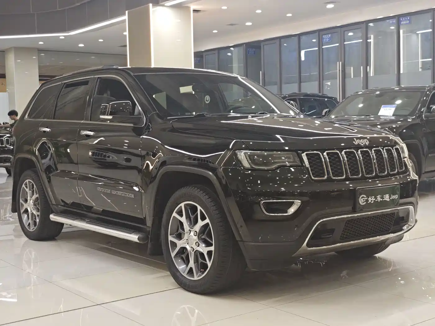 Jeep Grand Cherokee (Import) 2020 2020 3.0L Elite Navigation Edition