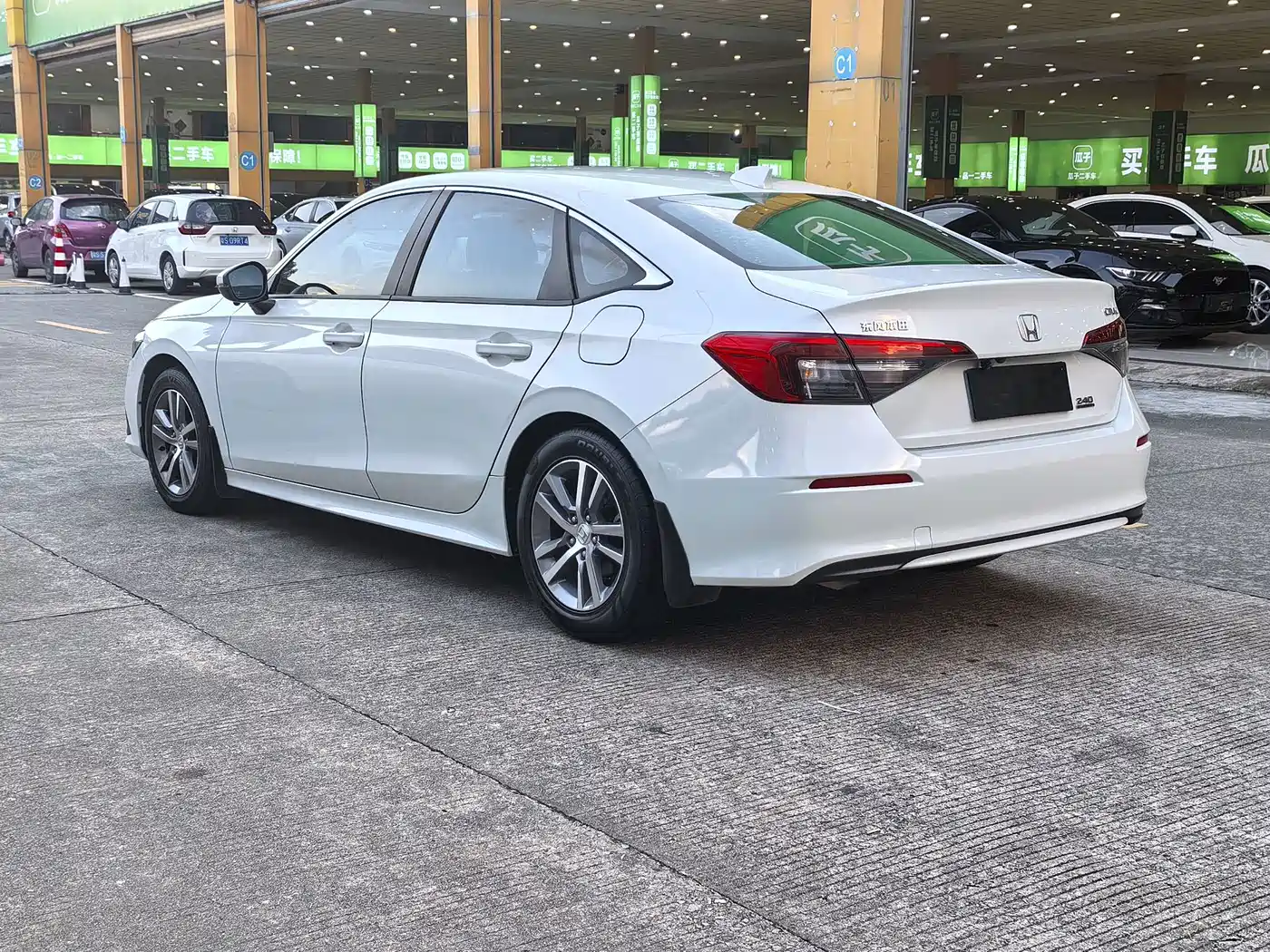 Фото 4 - Honda Civic