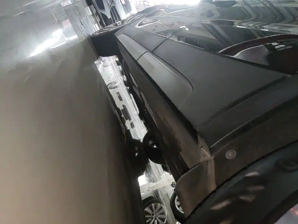 Photo 22 - Cadillac XT4