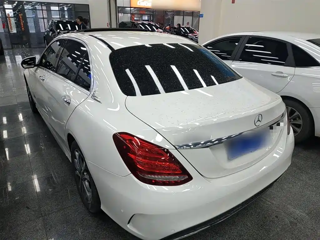 Mercedes-Benz C-Class 2017 C 180 L Sport фото 5