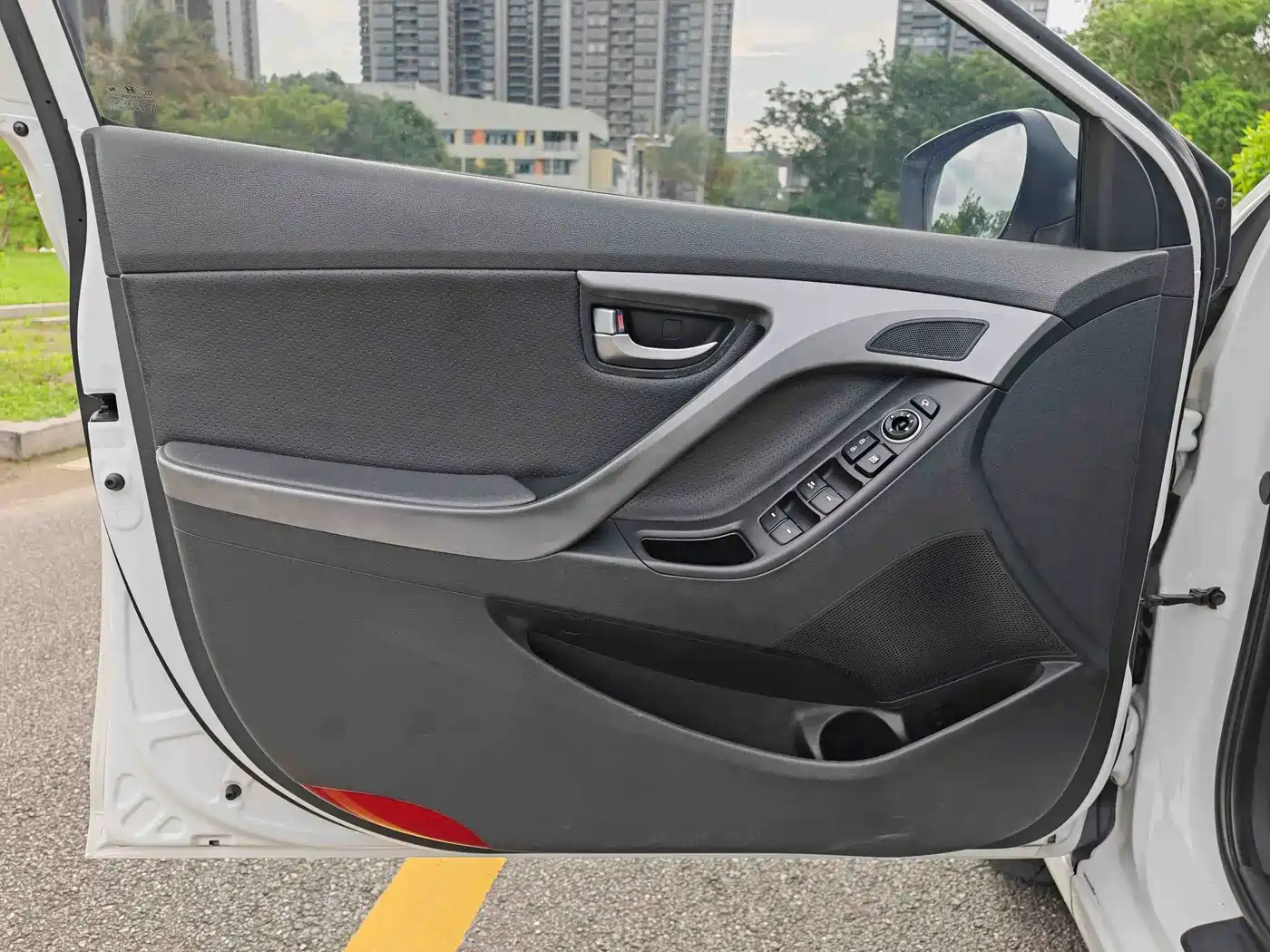 Hyundai Langdong 2016 1.6L Manual Fashion Model фото 12