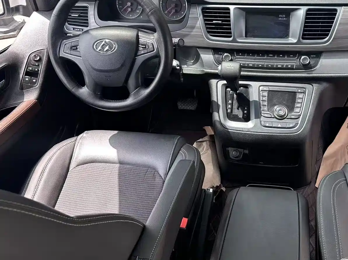 SAIC MAXUS CHASE G10