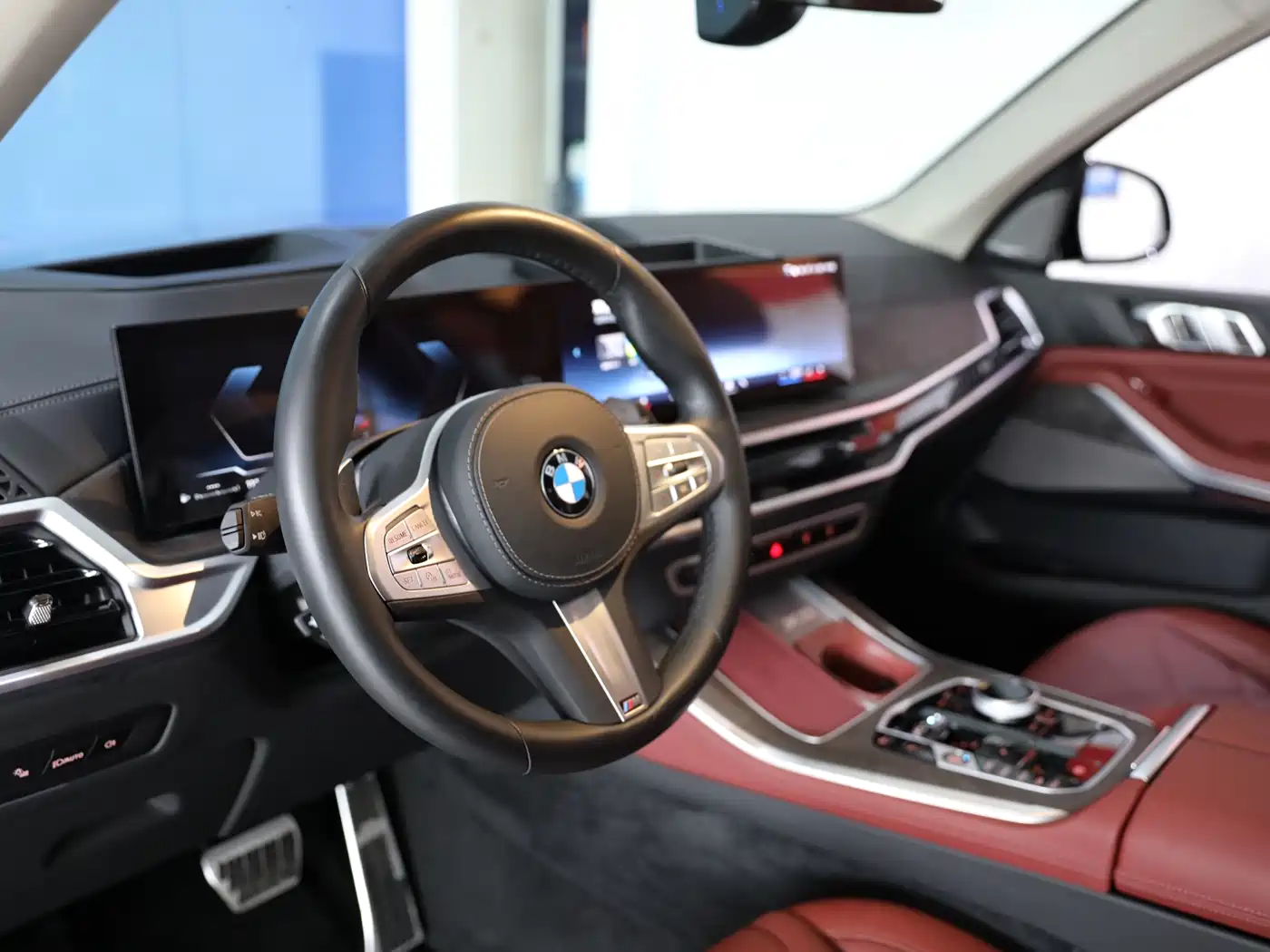BMW X5 2023 xDrive 30Li Premium M Sport Black Night Package фото 9