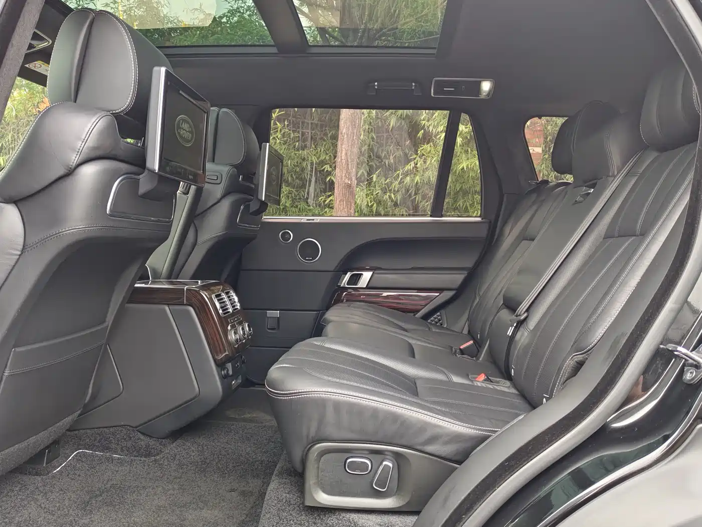 Land Rover Range Rover 2015 5.0 SC V8 AB Prestigious Genesis Extended Edition фото 25