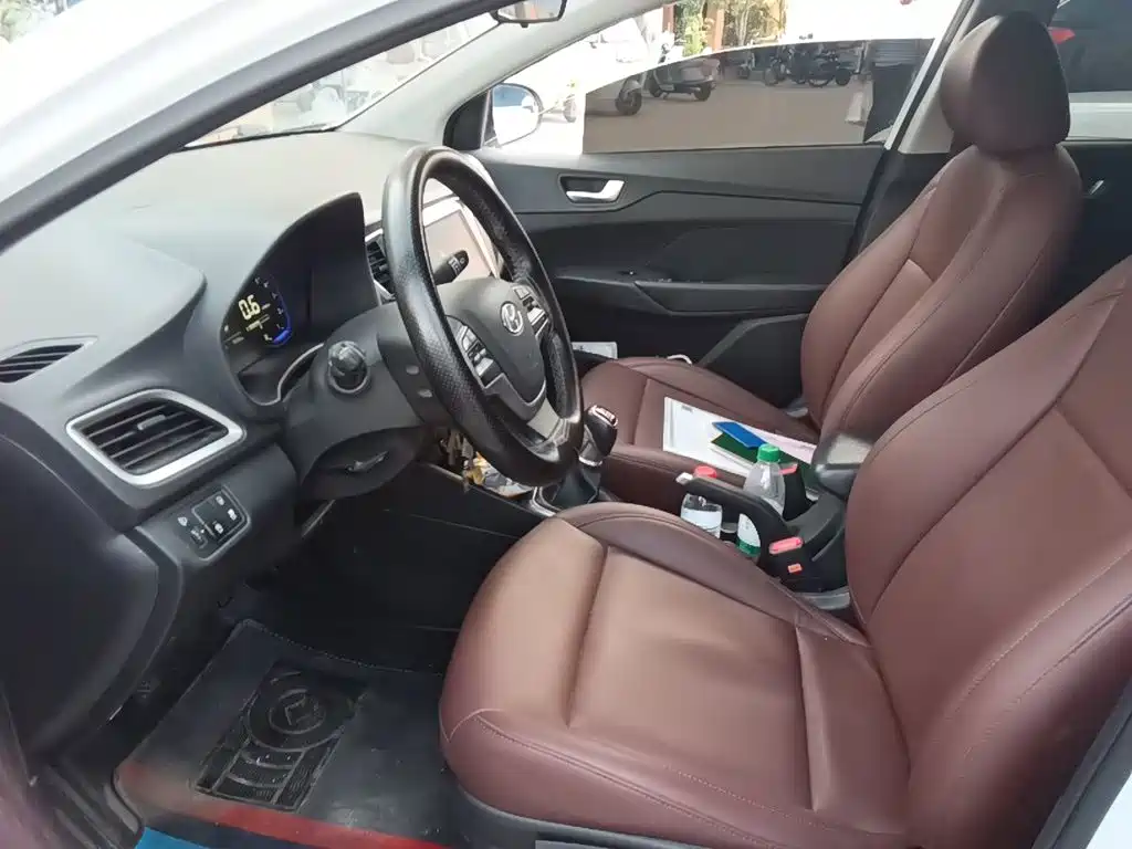 Hyundai Verna 2021 2020 1.4L Manual GLS Cool Edition