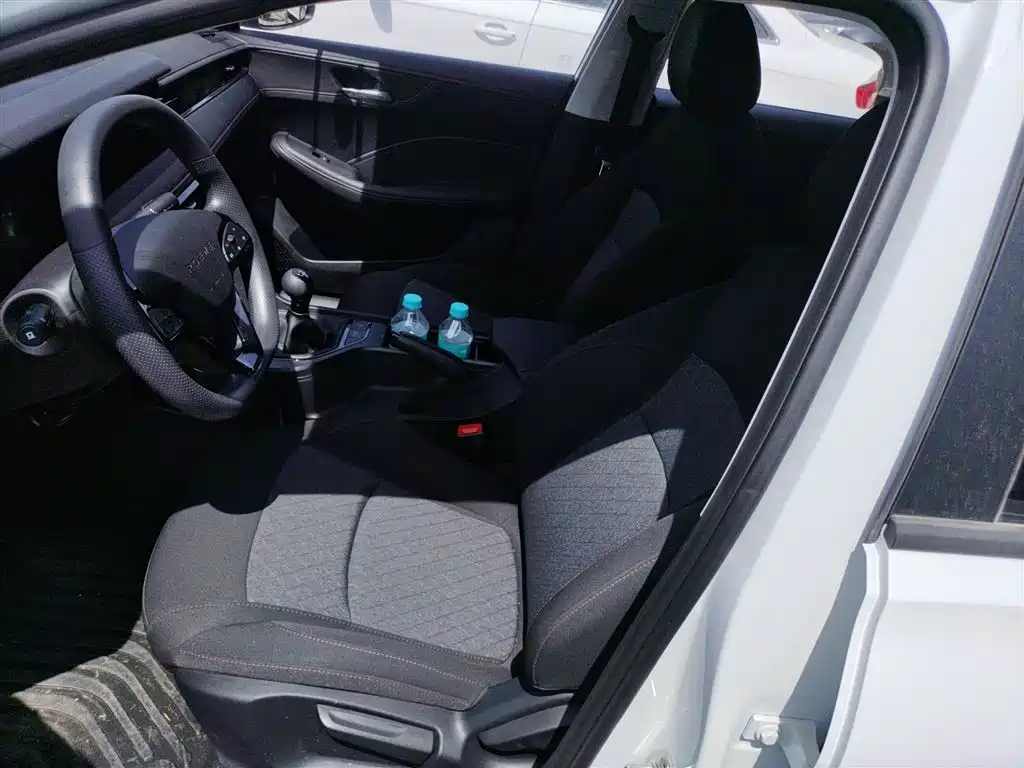ROEWE I5