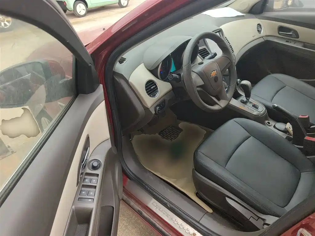 Chevrolet Cruze 2015 1.5L Classic SE AT фото 16