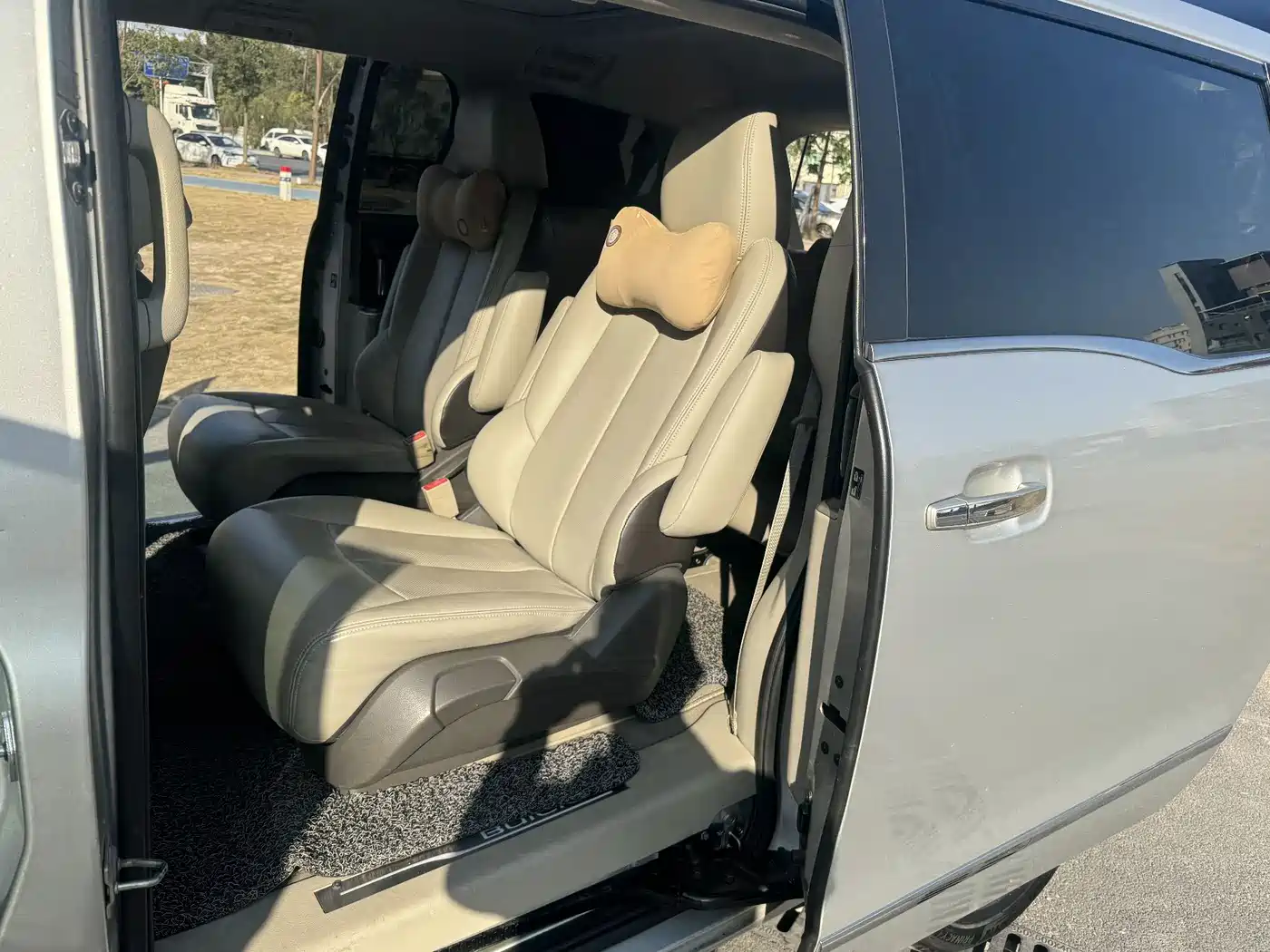Buick GL8 2011 3.0L XT Luxury Business Flagship фото 20
