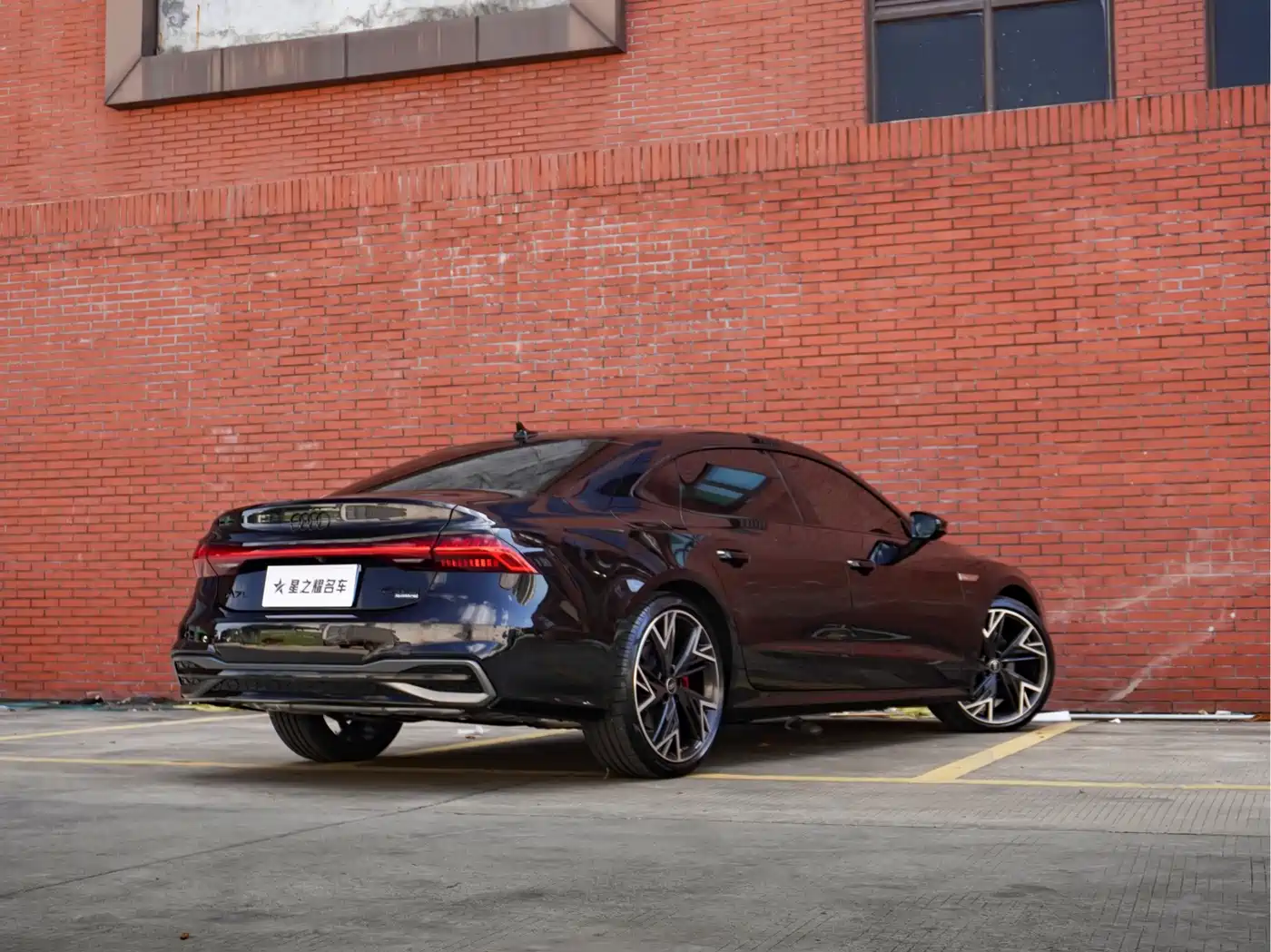 Audi A7L 2025 2024 45 TFSI quattro Black Warrior Edition