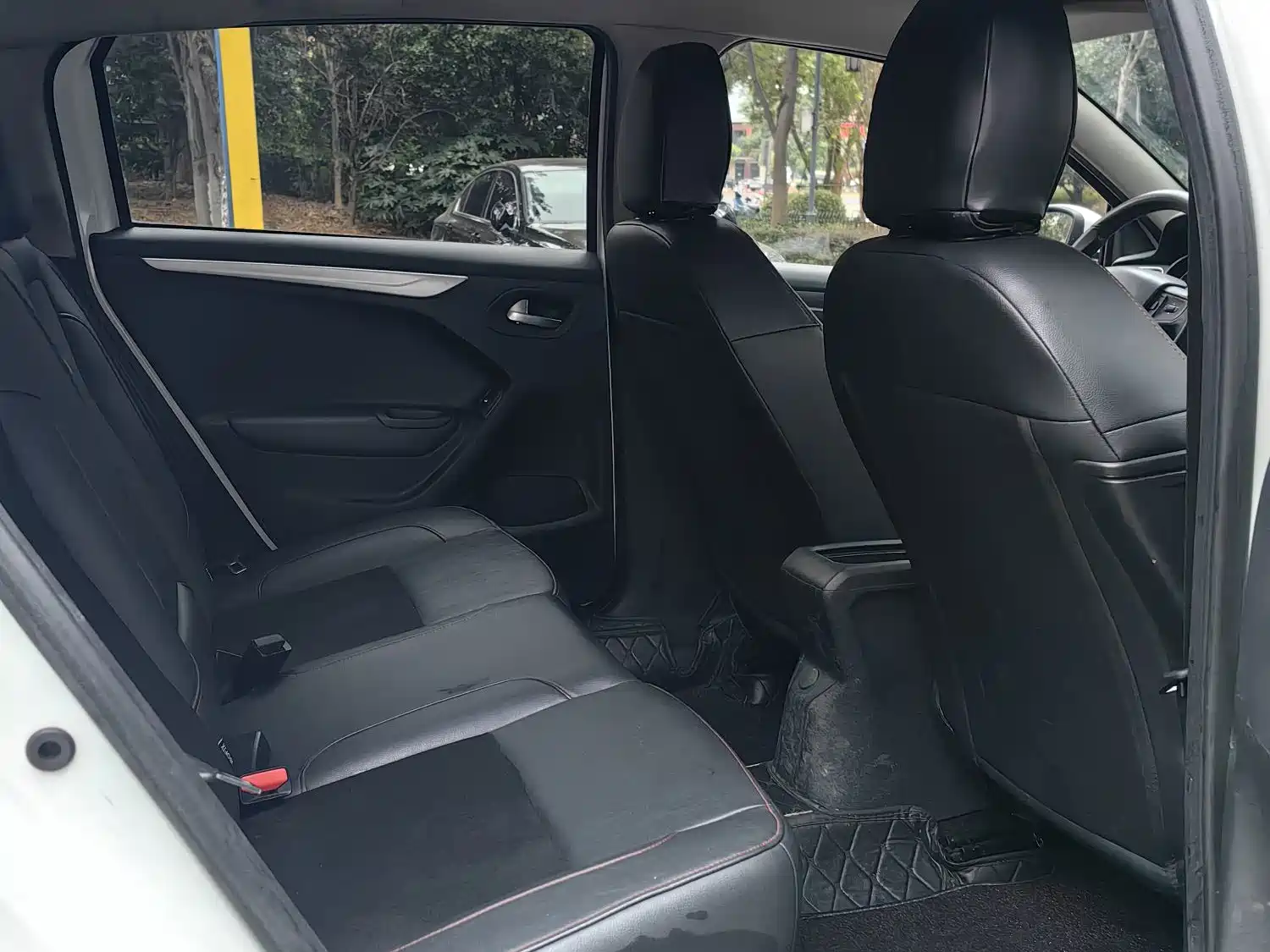 Фото 8 - Citroën C3-XR