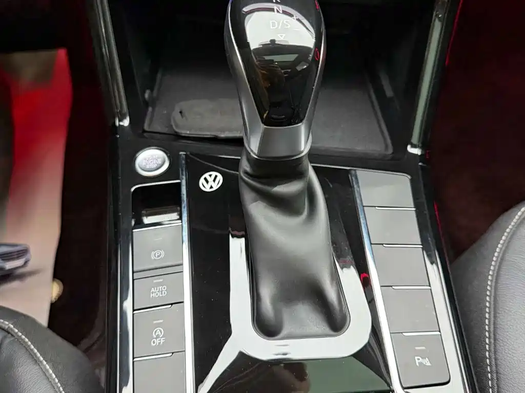 Volkswagen Passat 2023 Facelift 330TSI Elite Edition фото 22