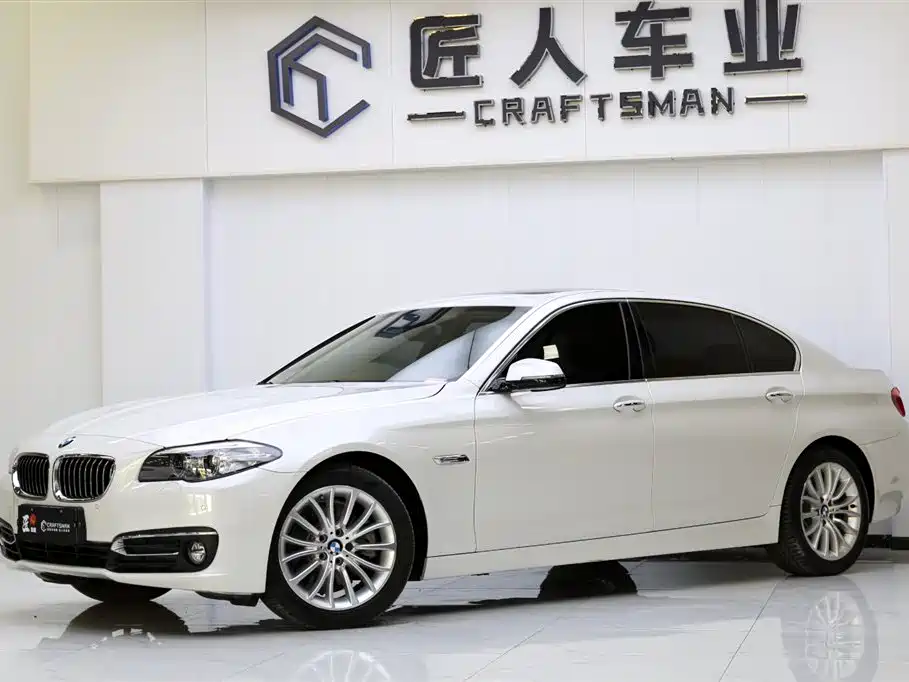 BMW 5 Series 2017 525Li Luxury Design Package фото 3