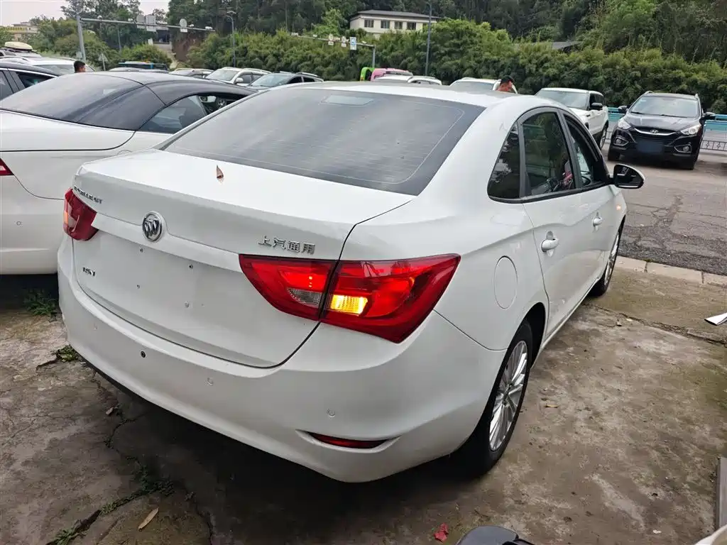 Buick Excelle 2016 15N Automatic Elite фото 7